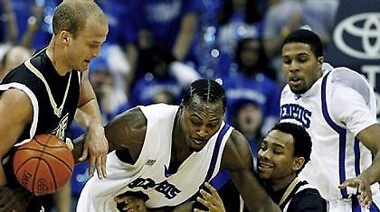 Θέλει τον Ολλανδό του το Αιγάλεω…