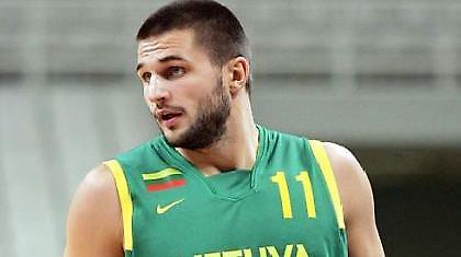 Κλέιζα: «Το μυαλό μου μόνο στον Ολυμπιακό»