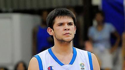 Πράσινη «σφήνα» για Παπανικολάου