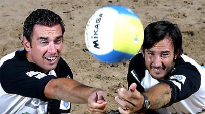 Αποκλεισμός για τις ανδρικές ομάδες μπιτς βόλεϊ