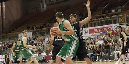 «Ίδρωσε» με Βουλγαρία η Σλοβενία