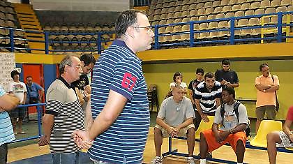 Στο Περιστέρι ο Φέζον