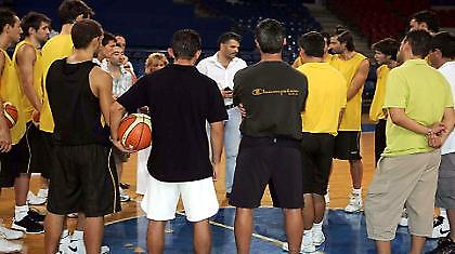 Καραμανλής: «Ταβάνι της ΑΕΚ ο… ουρανός»