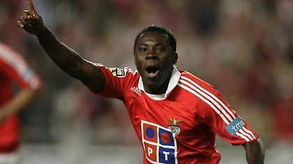 Στην Μπελενένσες ο Αντού