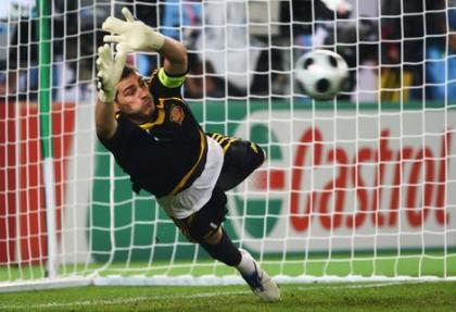 Κασίγιας: «Έχουμε καλύτερο υλικό από την Μπαρτσελόνα»