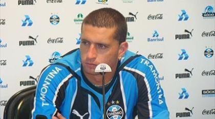 Στην Γκρέμιο ο Ρόσεμπακ