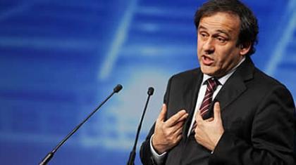 Πλατινί: «Στοπ στις παράνομες μεταγραφές»