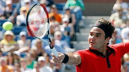 Πρόκριση με άγχος για Φέντερερ και Τζόκοβιτς