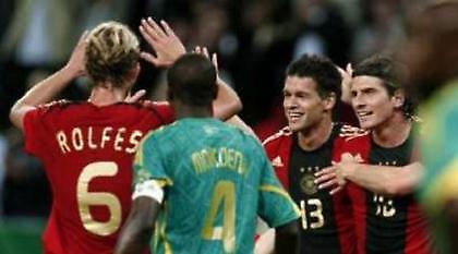 «Ζέσταμα» για τη Γερμανία με Νότιο Αφρική (video)