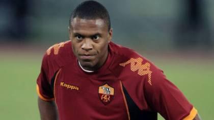 Καλούν το «κτήνος» στη Βαρκελώνη