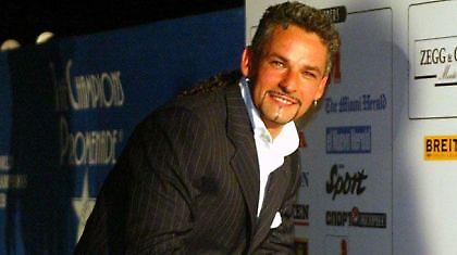 Ο «μικρός Βούδας» επιστρέφει…