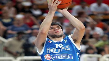 Πολύ κοντά στον Ολυμπιακό ο Παπανικολάου!