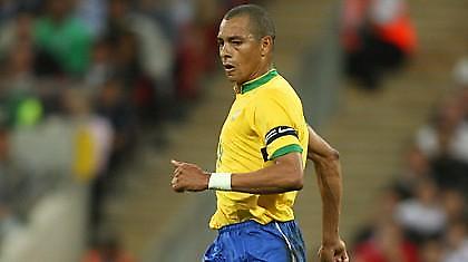 Ζιλμπέρτο: «Χαρούμενος που είμαι αρχηγός»