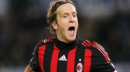 Στη Μίλαν για πάντα!