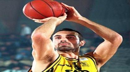 Κύκλωμα, «πυρομαχικά» και… σύλληψη για Μισούνοφ!