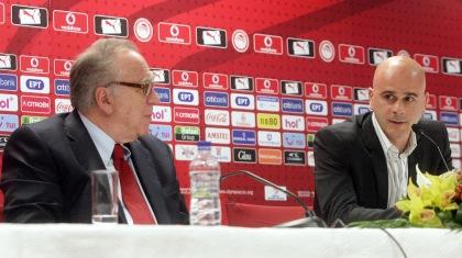 Να του πει την αλήθεια