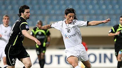 ΠΑΝΘΡΑΚΙΚΟΣ: Ατομικό για Βελάσκο και Ρομπέρ