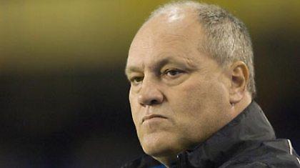 Όπου λαλούν πολλά κοκκόρια…