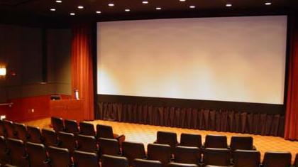 Σινε-νύχτες στην Αθήνα