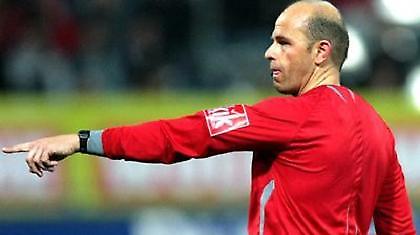 Ο Πλάουτς «σφυρίζει» Τσέλσι-Πόρτο