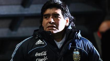 Κόβει τους «Ευρωπαίους» ο Μαραντόνα!