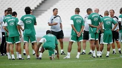 Τεν Κάτε: «Έχουν αδυναμίες»