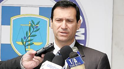 Π. Βασιλάκης: «Όπου λαλούν πολλοί κοκόροι…»