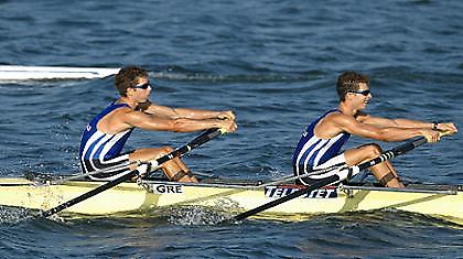 «Με το δεξί» στον τελικό δύο πληρώματα