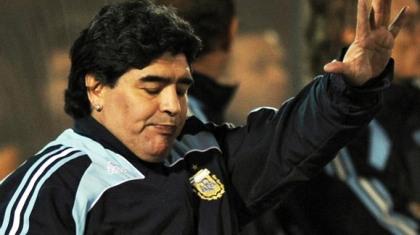 Κατάσχεση στα σκουλαρίκια του Μαραντόνα!