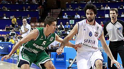 Στον τελικό με σούπερ Τεόντοσιτς η Σερβία