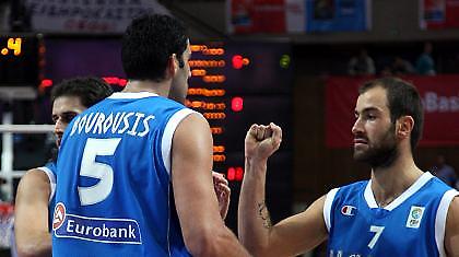 LIVE: Ελλάδα-Σλοβενία (19:30)