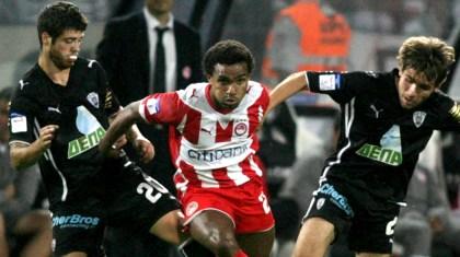 Βιεϊρίνια: «'Σπρώχνουν' τον Ολυμπιακό…»