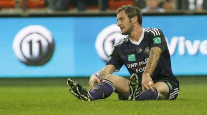 Jupiler League: «Μοιράστηκαν» βαθμούς και τη δεύτερη θέση