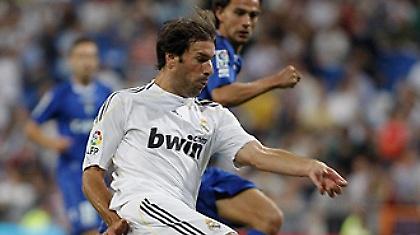 Γκολ και στα… πιτς ο Φαν Νίστελροϊ! (video)