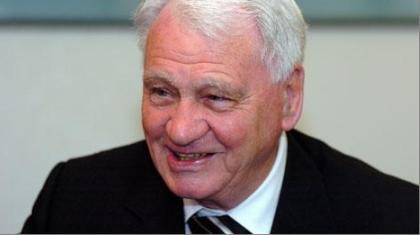 Στην μνήμη ενός Σερ!