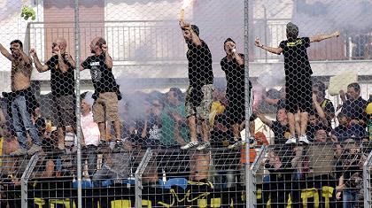 Απολογούνται τέσσερις