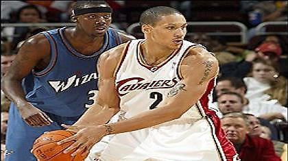 Α1: Τζόουνς ή Ουάιντμαν ο αντι-Σίμονς