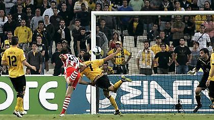 LIVE: ΑΕΚ-Ολυμπιακός 1-2