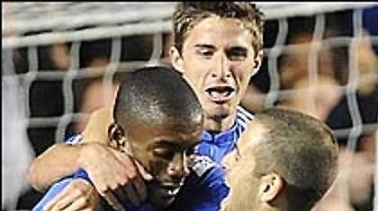 Δυσκολίες για Τσέλσι, Μαν. Γιουνάιτεντ, 'τεσσάρα' από Εβερτον