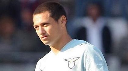 Έσπασε τη μύτη φωτογράφου ο Ζάρατε…