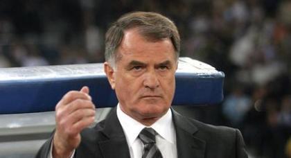 Μπάγεβιτς: «Ξεχνάμε την Τετάρτη, όλα για τη νίκη…»