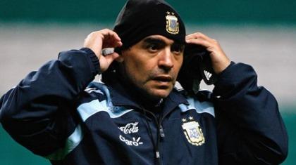 Μαραντόνα, go home!