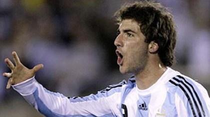 Με Ιγκουαϊν και Ινσούα για την πρόκριση