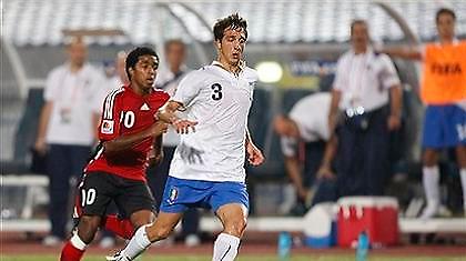 Πρώτη νίκη για Ιταλία, έκπληξη από Παραγουάη καταιγιστική Βενεζουέλα