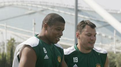 Α1: Πετά χωρίς Μπατίστ και «Σάρας» για Μόσχα