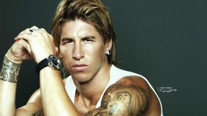 Πόζες του Σέρχιο Ράμος σε gay περιοδικό!