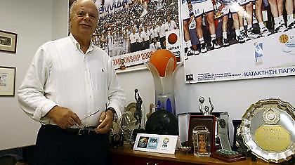 Βασιλακόπουλος: «Διαχρονική αξία η Εθνική»