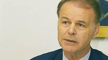 Για αμοιβαίες παραχωρήσεις μιλά ο Βωβός