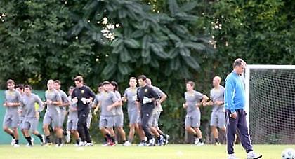 ΑΕΚ: Επιστροφή με απουσίες, χειρουργήθηκε ο Κουτρομάνος