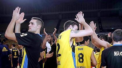 Πρέπει να τα κάνει όλα σωστά!